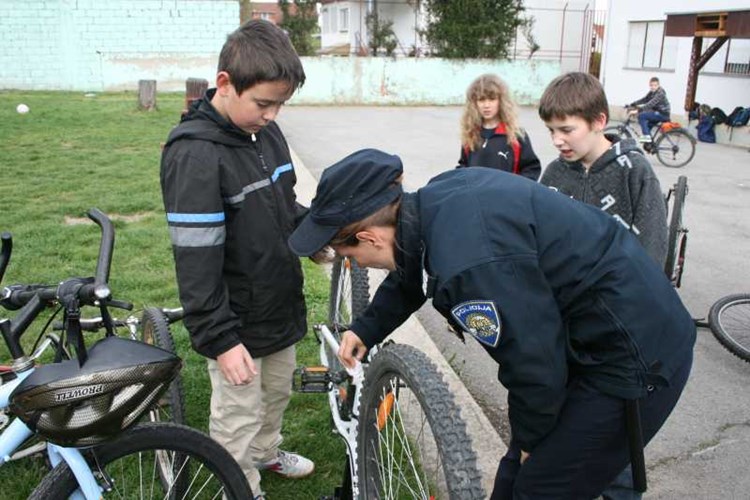 Slika slike-vijesti/2014 godina/vidovci biciklijada/druga.jpg